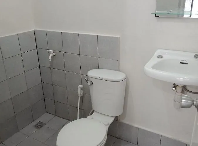 Cozy 2br House & Lot, Near Airport, Ateneo De Cebu, Sm Lacion, Gaisano Grand Mall * Mandaue City