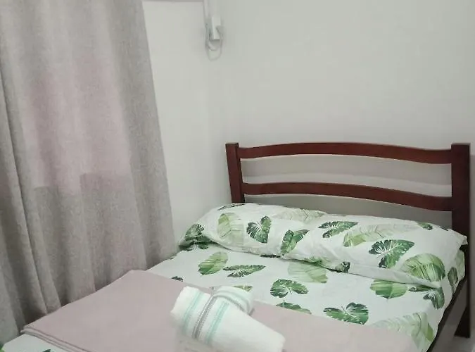 Cozy 2br House & Lot, Near Airport, Ateneo De Cebu, Sm Lacion, Gaisano Grand Mall Mandaue City